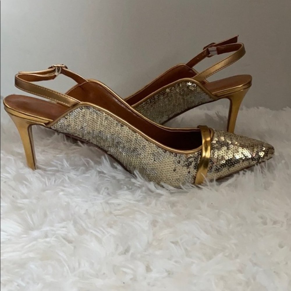 FSJ Pointed Toe Gold Sequin Closed Toe Heels